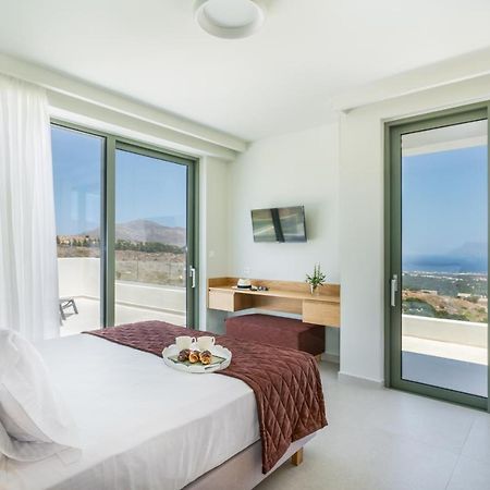 Luxurious Villa Cretan Aura With Private Heated Pool, Jacuzzi And Playroom Agios Ioannis  Eksteriør billede