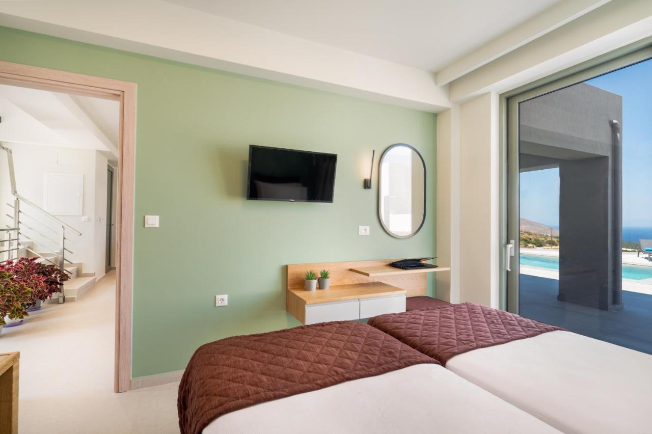 Luxurious Villa Cretan Aura With Private Heated Pool, Jacuzzi And Playroom Agios Ioannis  Eksteriør billede