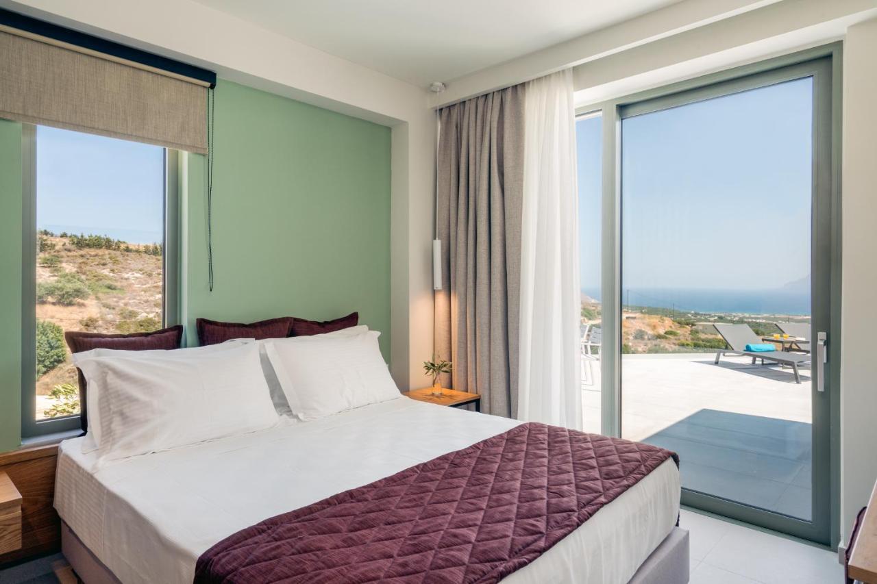 Luxurious Villa Cretan Aura With Private Heated Pool, Jacuzzi And Playroom Agios Ioannis  Eksteriør billede