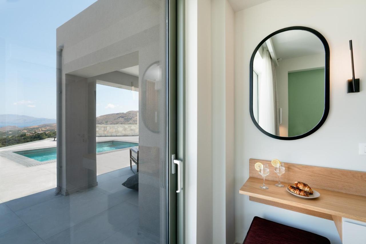 Luxurious Villa Cretan Aura With Private Heated Pool, Jacuzzi And Playroom Agios Ioannis  Eksteriør billede