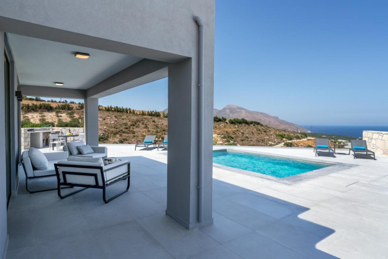 Luxurious Villa Cretan Aura With Private Heated Pool, Jacuzzi And Playroom Agios Ioannis  Eksteriør billede